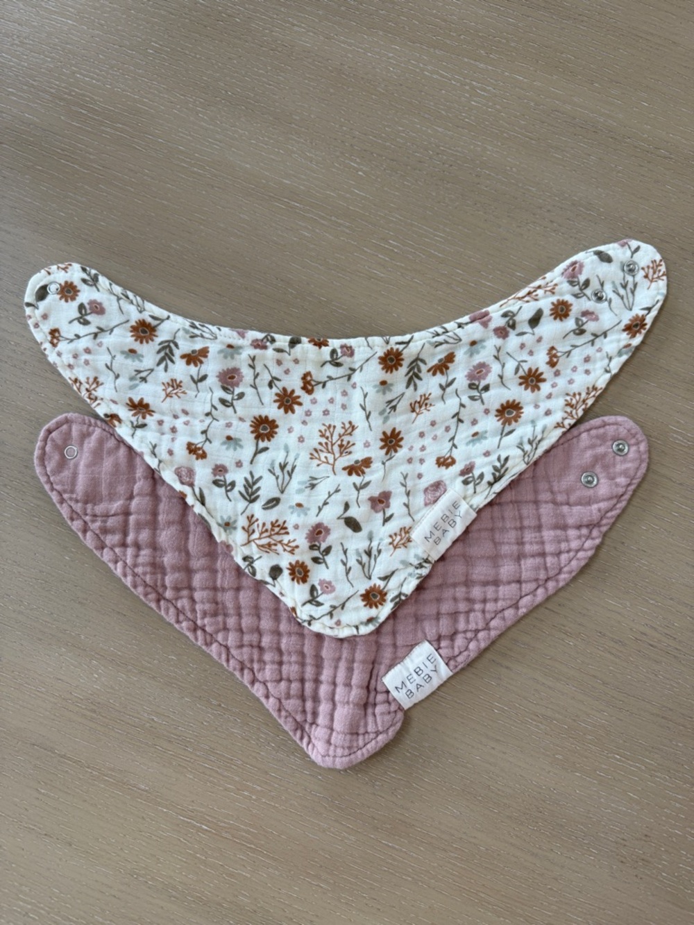 Mebie Baby Bibs — Set of 4